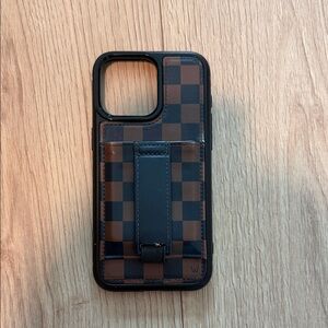 Stylish Black and Brown Checkered Phone Case 15 pro max